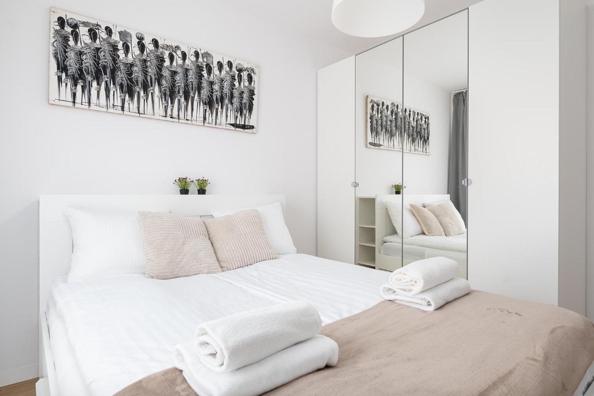 Rentplanet - Apartament Sierakowskiego 华沙 外观 照片